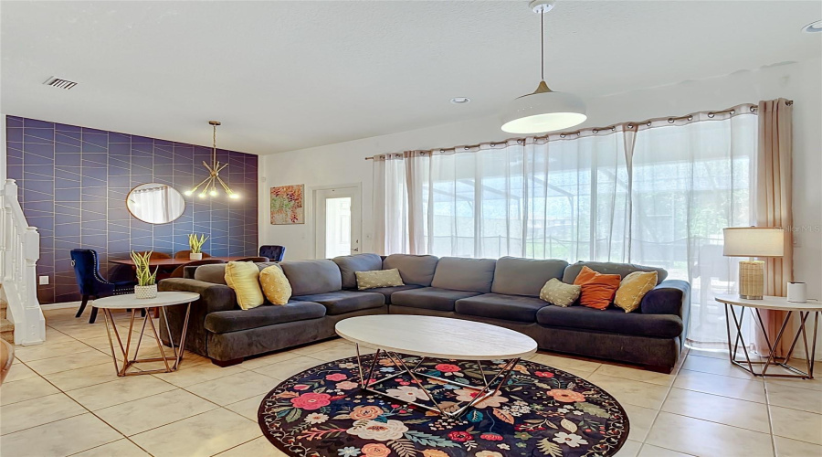 Kissimmee, Florida 34747, 5 Bedroom Bedrooms, ,4 Bathroombathrooms,Residential,For Sale,Geneve,0,Mfro6436535