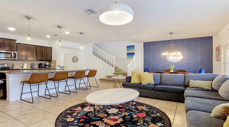 Kissimmee, Florida 34747, 5 Bedroom Bedrooms, ,4 Bathroombathrooms,Residential,For Sale,Geneve,0,Mfro6436535
