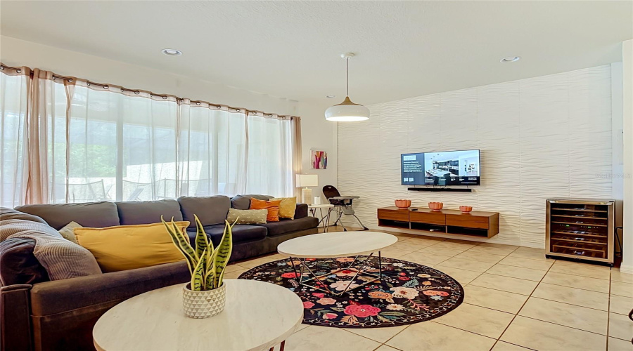 Kissimmee, Florida 34747, 5 Bedroom Bedrooms, ,4 Bathroombathrooms,Residential,For Sale,Geneve,0,Mfro6436535