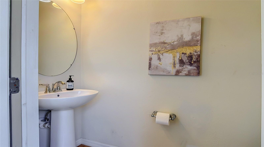 Kissimmee, Florida 34747, 5 Bedroom Bedrooms, ,4 Bathroombathrooms,Residential,For Sale,Geneve,0,Mfro6436535