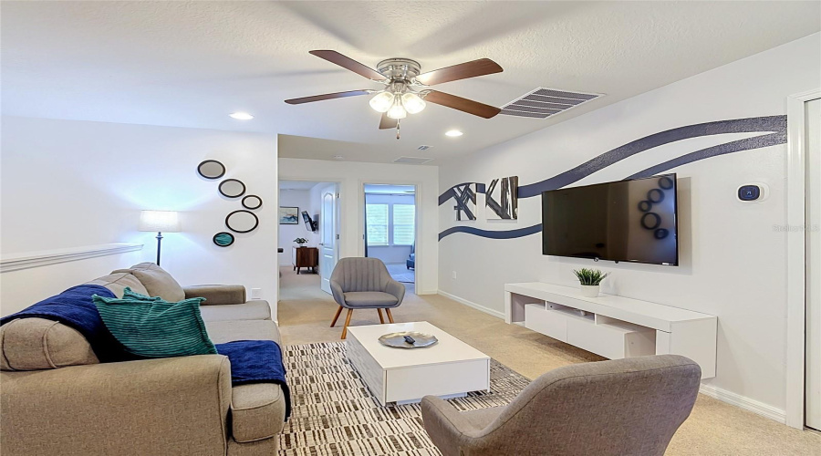 Kissimmee, Florida 34747, 5 Bedroom Bedrooms, ,4 Bathroombathrooms,Residential,For Sale,Geneve,0,Mfro6436535