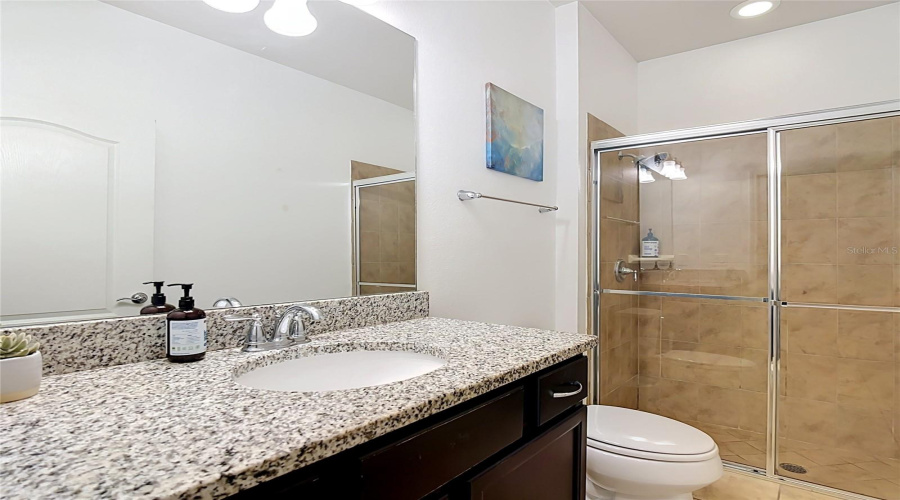 Kissimmee, Florida 34747, 5 Bedroom Bedrooms, ,4 Bathroombathrooms,Residential,For Sale,Geneve,0,Mfro6436535