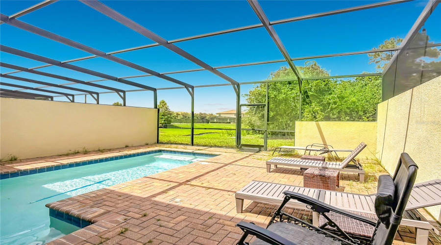 Kissimmee, Florida 34747, 5 Bedroom Bedrooms, ,4 Bathroombathrooms,Residential,For Sale,Geneve,0,Mfro6436535