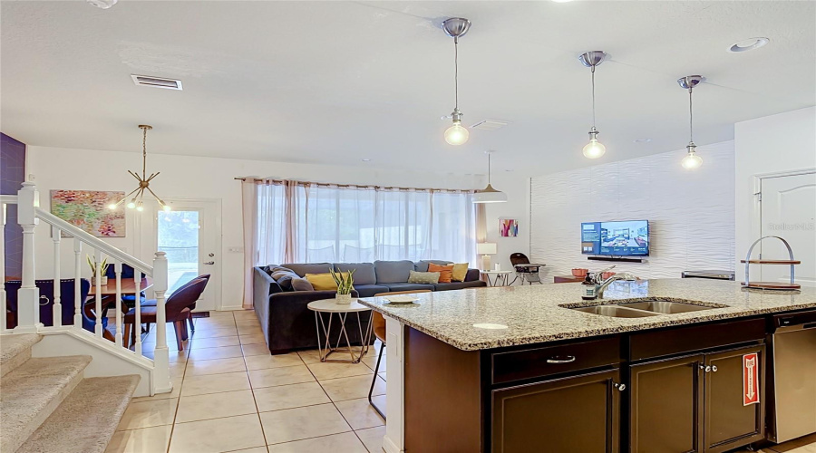 Kissimmee, Florida 34747, 5 Bedroom Bedrooms, ,4 Bathroombathrooms,Residential,For Sale,Geneve,0,Mfro6436535