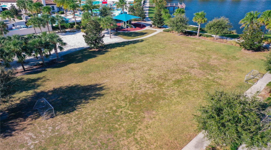 Kissimmee, Florida 34747, 5 Bedroom Bedrooms, ,4 Bathroombathrooms,Residential,For Sale,Geneve,0,Mfro6436535