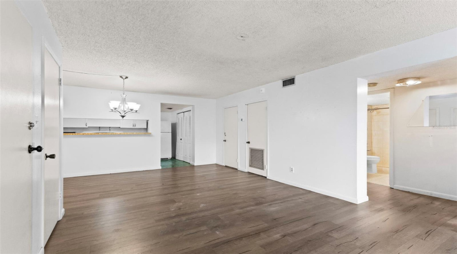 Tampa, Florida 33614, 1 Bedroom Bedrooms, ,1 Bathroombathrooms,Residential,For Sale,Church,0,Mfrtb8542288