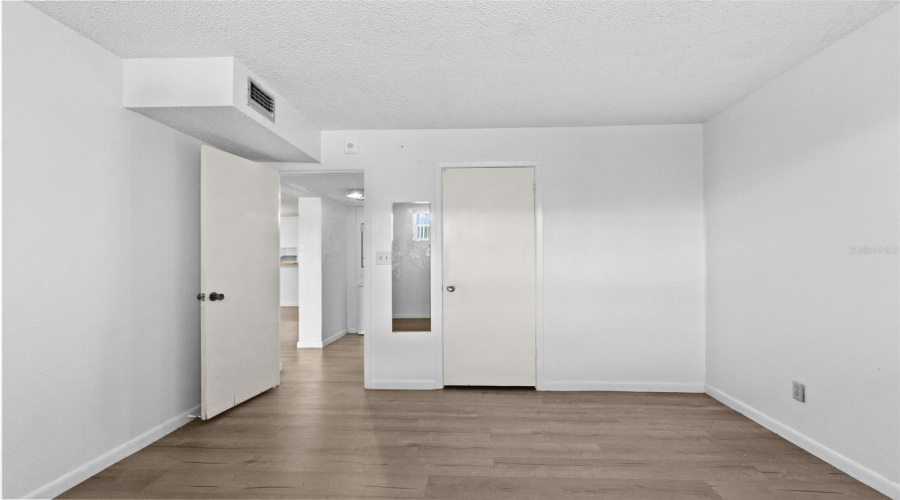 Tampa, Florida 33614, 1 Bedroom Bedrooms, ,1 Bathroombathrooms,Residential,For Sale,Church,0,Mfrtb8542288
