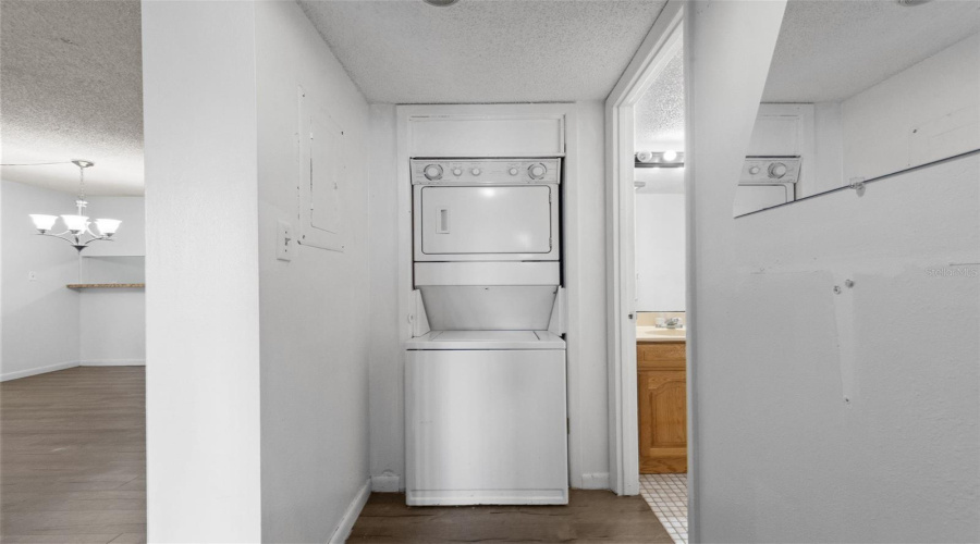 Tampa, Florida 33614, 1 Bedroom Bedrooms, ,1 Bathroombathrooms,Residential,For Sale,Church,0,Mfrtb8542288