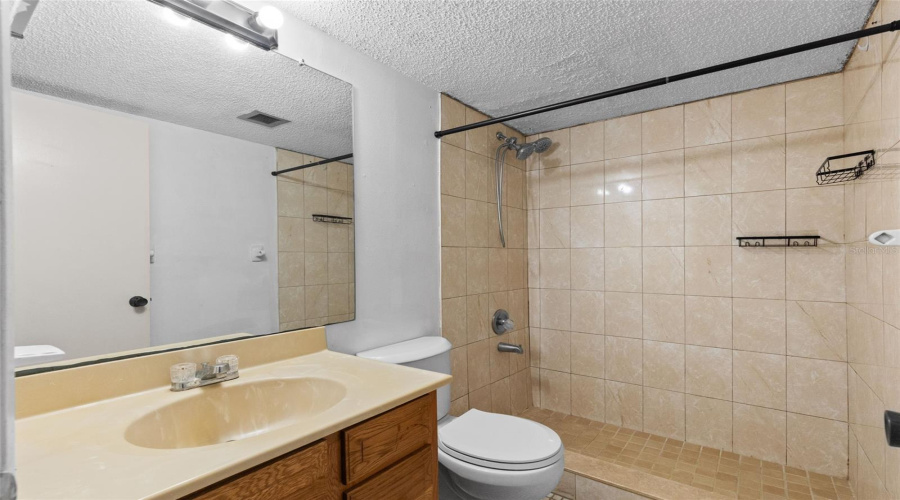 Tampa, Florida 33614, 1 Bedroom Bedrooms, ,1 Bathroombathrooms,Residential,For Sale,Church,0,Mfrtb8542288
