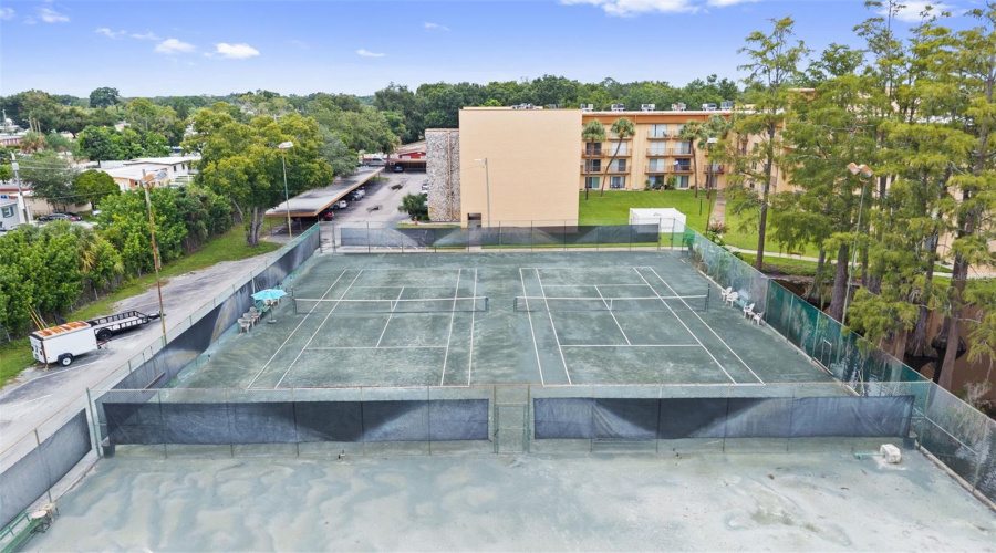 Tampa, Florida 33614, 1 Bedroom Bedrooms, ,1 Bathroombathrooms,Residential,For Sale,Church,0,Mfrtb8542288