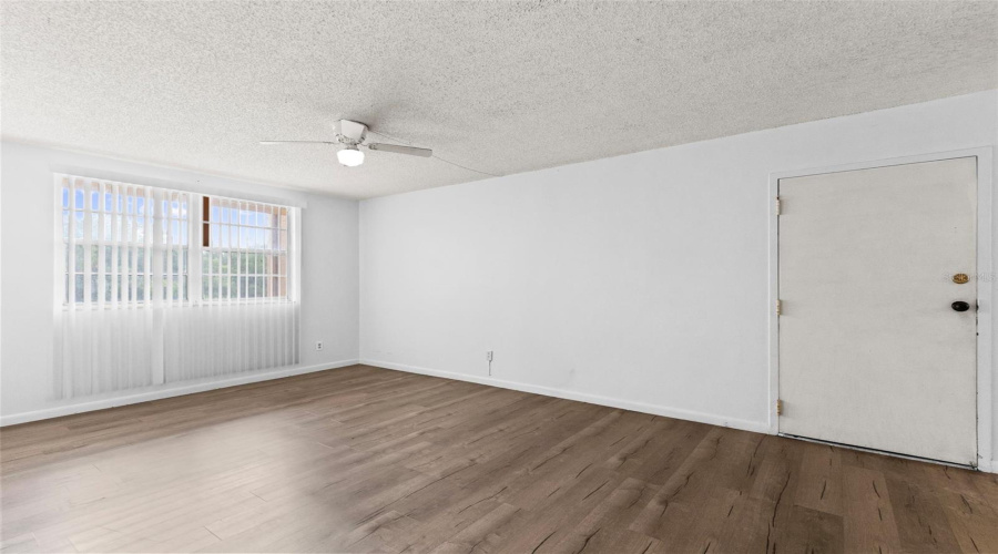 Tampa, Florida 33614, 1 Bedroom Bedrooms, ,1 Bathroombathrooms,Residential,For Sale,Church,0,Mfrtb8542288