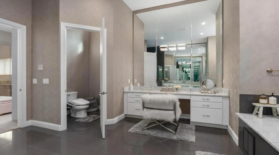 Windermere, Florida 34786, 5 Bedroom Bedrooms, ,6 Bathroombathrooms,Residential,For Sale,Isabella Cir,0,Mfro6436735