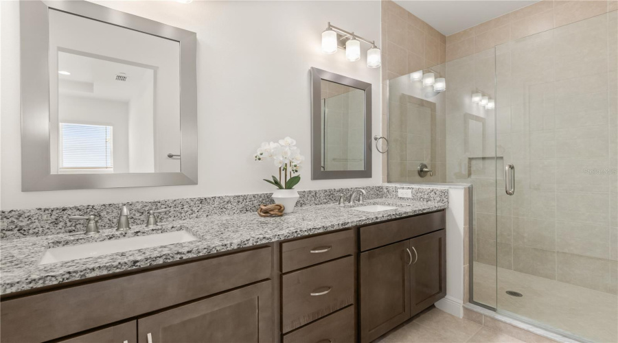 Orlando, Florida 32832, 3 Bedroom Bedrooms, ,2 Bathroombathrooms,Residential,For Sale,Bucklow Hill,0,Mfro6436840