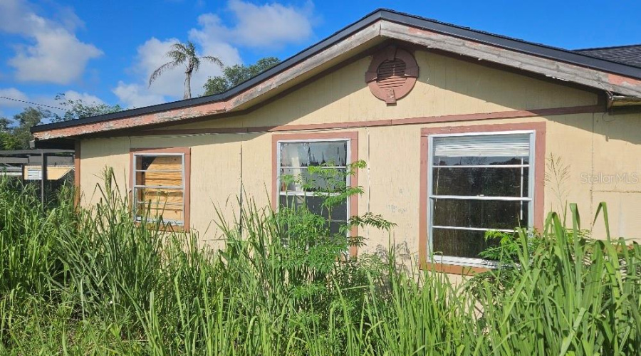 Clearwater, Florida 33756, 3 Bedroom Bedrooms, ,2 Bathroombathrooms,Residential,For Sale,Patterson,0,Mfrom731147