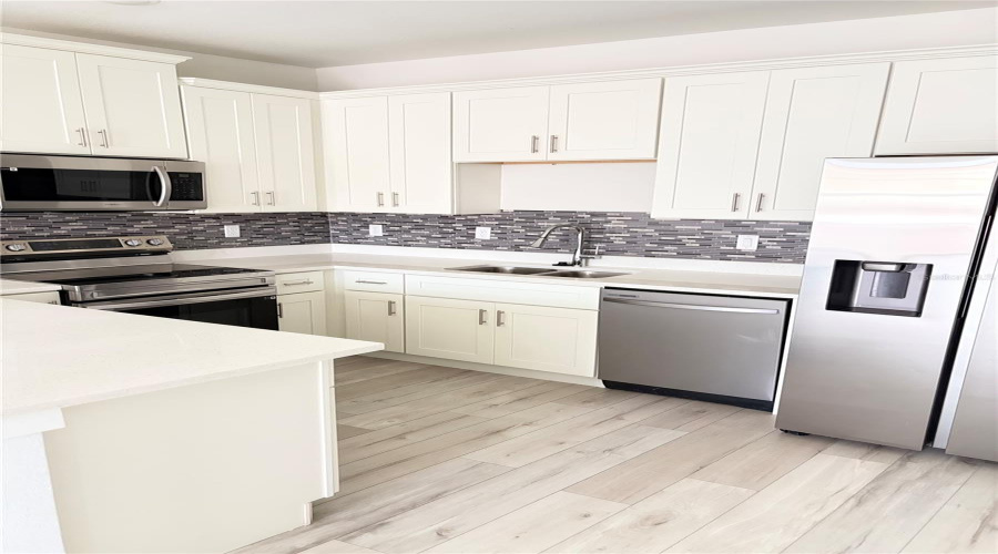 Poinciana, Florida 34759, 3 Bedroom Bedrooms, ,2 Bathroombathrooms,Residential,For Sale,Cumin,0,Mfrs5156325