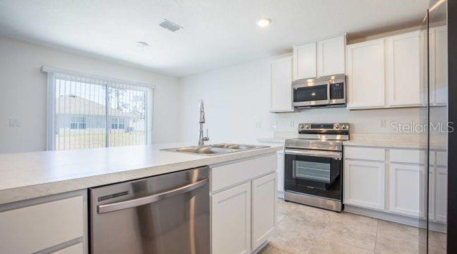 Model Home - Actual Features May Vary.