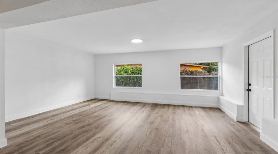 Orlando, Florida 32805, 3 Bedroom Bedrooms, ,2 Bathroombathrooms,Residential,For Sale,Tampa,0,Mfro6436662