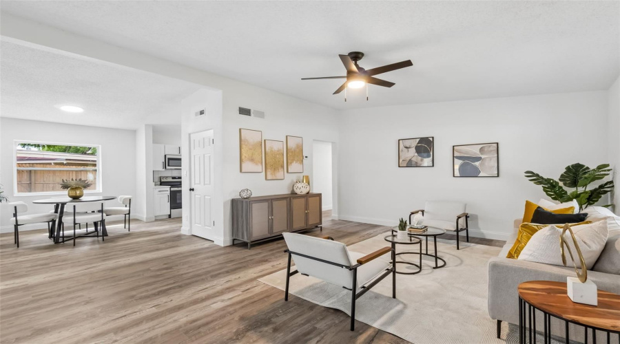 Orlando, Florida 32805, 3 Bedroom Bedrooms, ,2 Bathroombathrooms,Residential,For Sale,Tampa,0,Mfro6436662