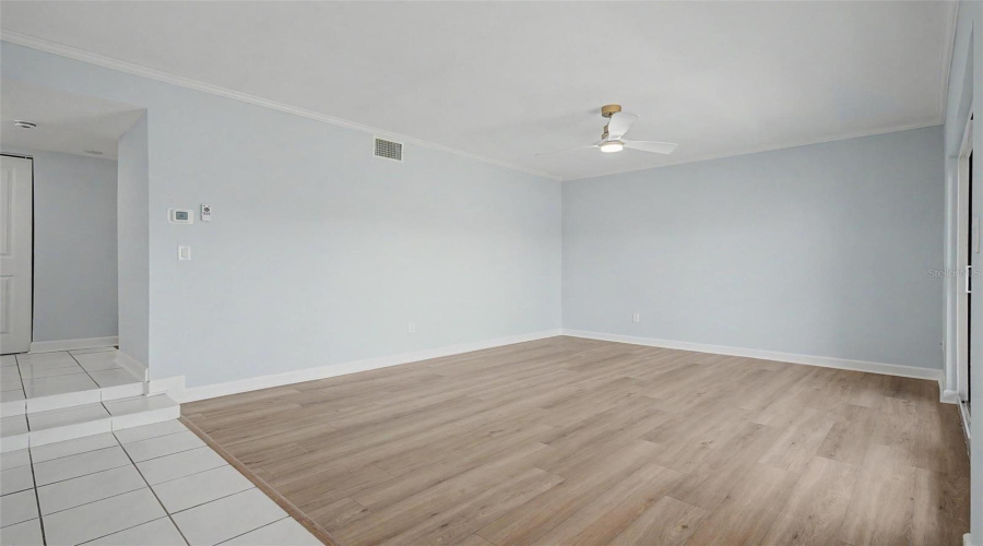 Treasure Island, Florida 33706, 2 Bedroom Bedrooms, ,1 Bathroombathrooms,Residential,For Sale,Plaza Seville,0,Mfrtb8542387