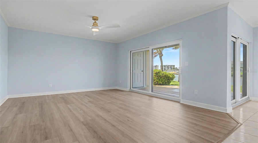 Treasure Island, Florida 33706, 2 Bedroom Bedrooms, ,1 Bathroombathrooms,Residential,For Sale,Plaza Seville,0,Mfrtb8542387