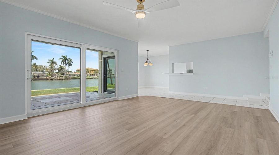 Treasure Island, Florida 33706, 2 Bedroom Bedrooms, ,1 Bathroombathrooms,Residential,For Sale,Plaza Seville,0,Mfrtb8542387