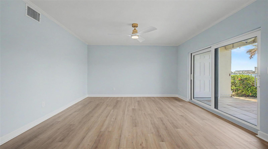 Treasure Island, Florida 33706, 2 Bedroom Bedrooms, ,1 Bathroombathrooms,Residential,For Sale,Plaza Seville,0,Mfrtb8542387