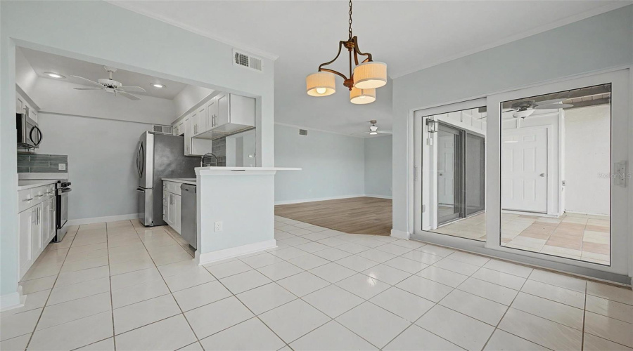 Treasure Island, Florida 33706, 2 Bedroom Bedrooms, ,1 Bathroombathrooms,Residential,For Sale,Plaza Seville,0,Mfrtb8542387