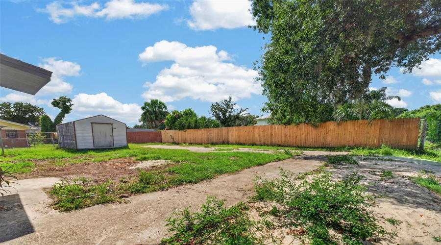 Bartow, Florida 33830, 4 Bedroom Bedrooms, ,2 Bathroombathrooms,Residential,For Sale,Travis,0,Mfrtb8542790