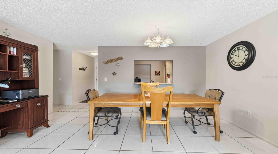 Sarasota, Florida 34242, 2 Bedroom Bedrooms, ,2 Bathroombathrooms,Residential,For Sale,Midnight Pass,0,Mfra4704019