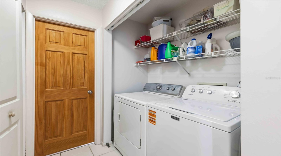 Sarasota, Florida 34242, 2 Bedroom Bedrooms, ,2 Bathroombathrooms,Residential,For Sale,Midnight Pass,0,Mfra4704019