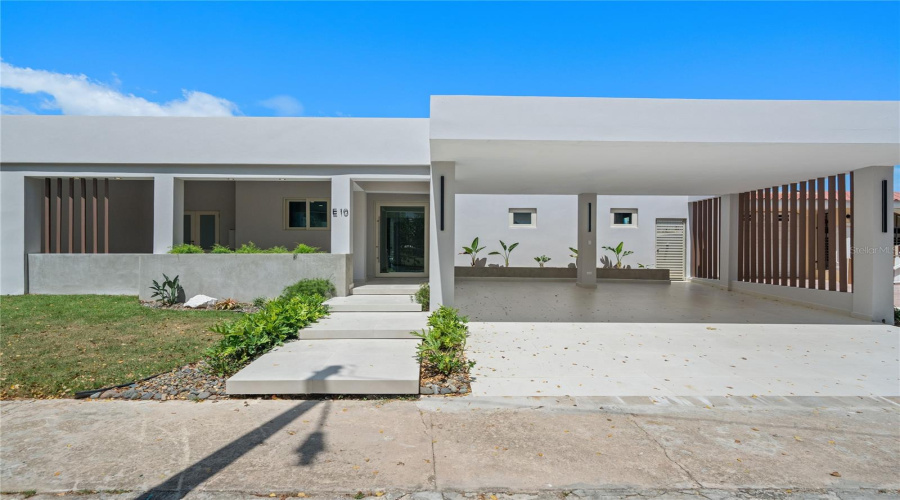 Dorado, Puerto Rico 00646, 3 Bedroom Bedrooms, ,3 Bathroombathrooms,Residential,For Sale,Calle Madre Perla,0,Mfrpr9123720