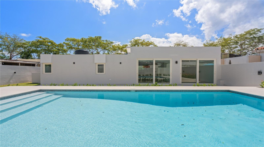 Dorado, Puerto Rico 00646, 3 Bedroom Bedrooms, ,3 Bathroombathrooms,Residential,For Sale,Calle Madre Perla,0,Mfrpr9123720