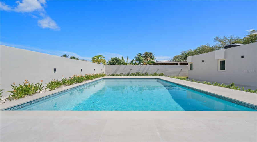 Dorado, Puerto Rico 00646, 3 Bedroom Bedrooms, ,3 Bathroombathrooms,Residential,For Sale,Calle Madre Perla,0,Mfrpr9123720