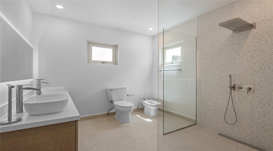 Dorado, Puerto Rico 00646, 3 Bedroom Bedrooms, ,3 Bathroombathrooms,Residential,For Sale,Calle Madre Perla,0,Mfrpr9123720