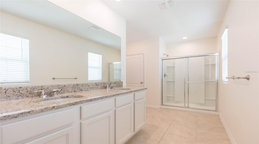 Auburndale, Florida 33823, 4 Bedroom Bedrooms, ,2 Bathroombathrooms,Residential,For Sale,Autumn Stream,0,Mfrtb8542684