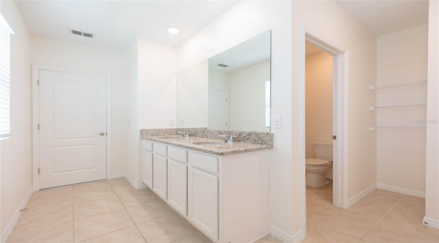 Auburndale, Florida 33823, 4 Bedroom Bedrooms, ,2 Bathroombathrooms,Residential,For Sale,Autumn Stream,0,Mfrtb8542684