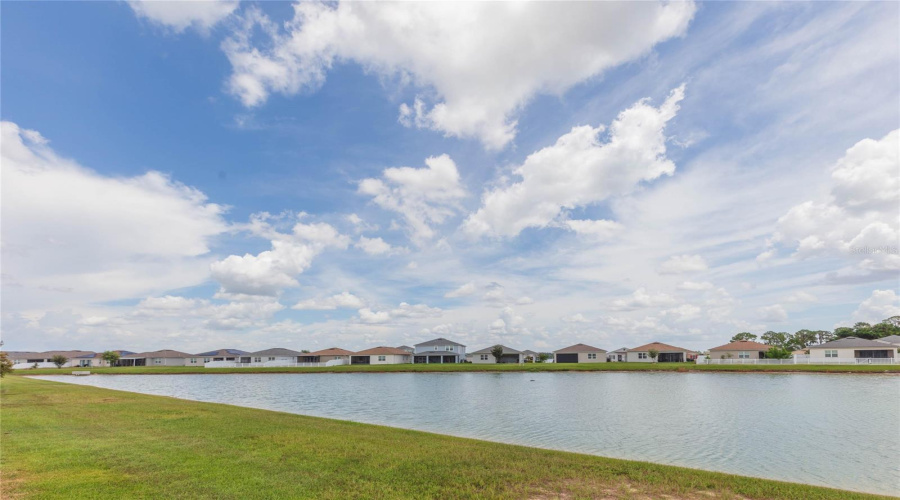 Auburndale, Florida 33823, 4 Bedroom Bedrooms, ,2 Bathroombathrooms,Residential,For Sale,Autumn Stream,0,Mfrtb8542684