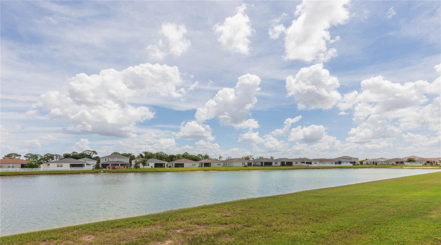 Auburndale, Florida 33823, 4 Bedroom Bedrooms, ,2 Bathroombathrooms,Residential,For Sale,Autumn Stream,0,Mfrtb8542684