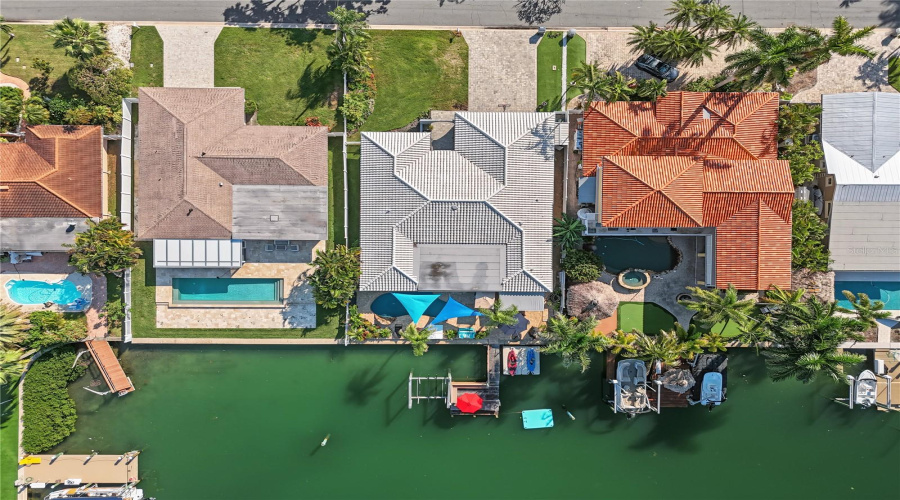 Treasure Island, Florida 33706, 3 Bedroom Bedrooms, ,2 Bathroombathrooms,Residential,For Sale,4Th,0,Mfrtb8542446