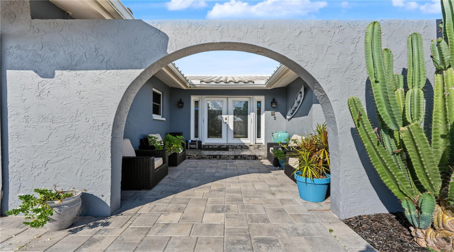 Treasure Island, Florida 33706, 3 Bedroom Bedrooms, ,2 Bathroombathrooms,Residential,For Sale,4Th,0,Mfrtb8542446