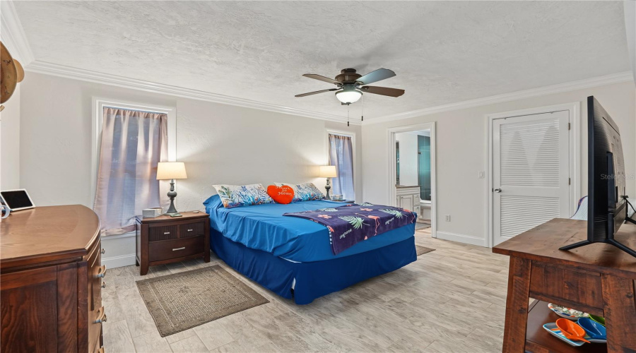 Treasure Island, Florida 33706, 3 Bedroom Bedrooms, ,2 Bathroombathrooms,Residential,For Sale,4Th,0,Mfrtb8542446