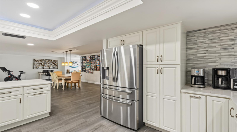 Treasure Island, Florida 33706, 3 Bedroom Bedrooms, ,2 Bathroombathrooms,Residential,For Sale,4Th,0,Mfrtb8542446