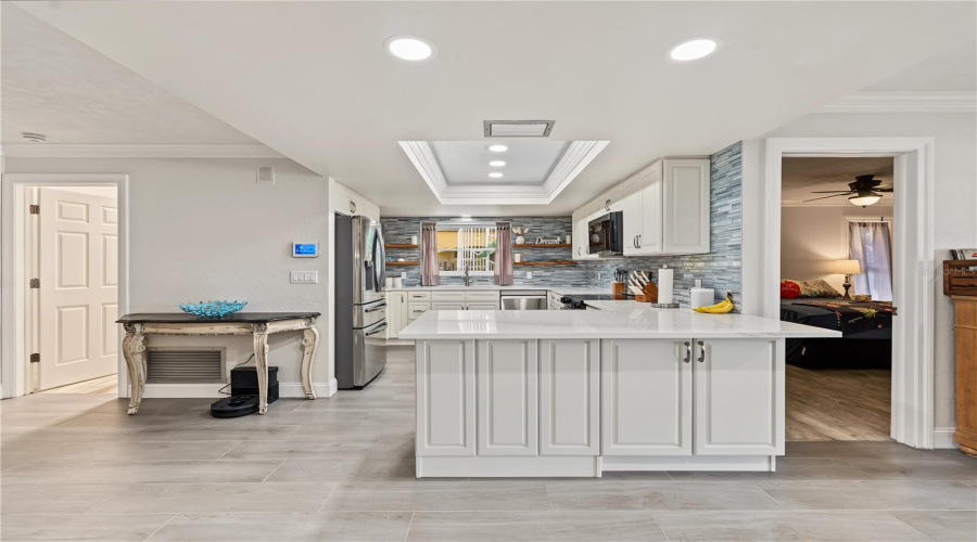 Treasure Island, Florida 33706, 3 Bedroom Bedrooms, ,2 Bathroombathrooms,Residential,For Sale,4Th,0,Mfrtb8542446