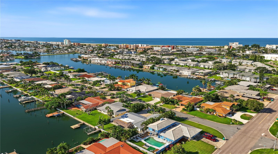 Treasure Island, Florida 33706, 3 Bedroom Bedrooms, ,2 Bathroombathrooms,Residential,For Sale,4Th,0,Mfrtb8542446