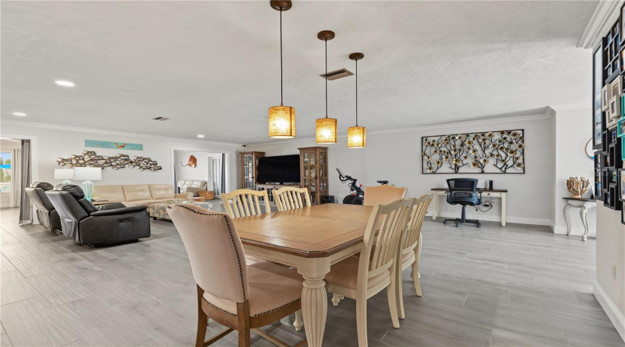 Treasure Island, Florida 33706, 3 Bedroom Bedrooms, ,2 Bathroombathrooms,Residential,For Sale,4Th,0,Mfrtb8542446