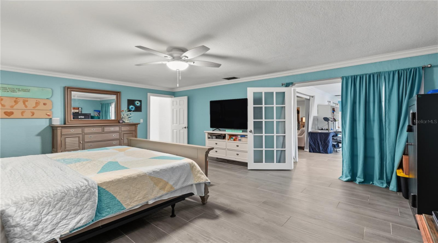 Treasure Island, Florida 33706, 3 Bedroom Bedrooms, ,2 Bathroombathrooms,Residential,For Sale,4Th,0,Mfrtb8542446