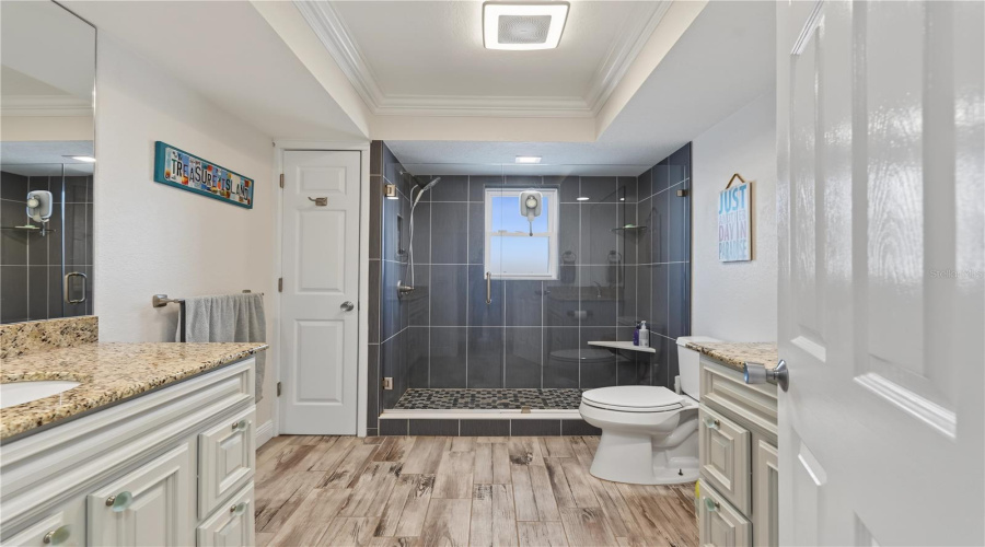 Treasure Island, Florida 33706, 3 Bedroom Bedrooms, ,2 Bathroombathrooms,Residential,For Sale,4Th,0,Mfrtb8542446