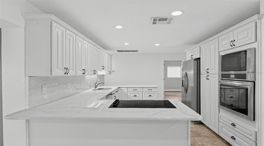 Lake Placid, Florida 33852, 3 Bedroom Bedrooms, ,3 Bathroombathrooms,Residential,For Sale,Mandolin,0,Mfro6436482
