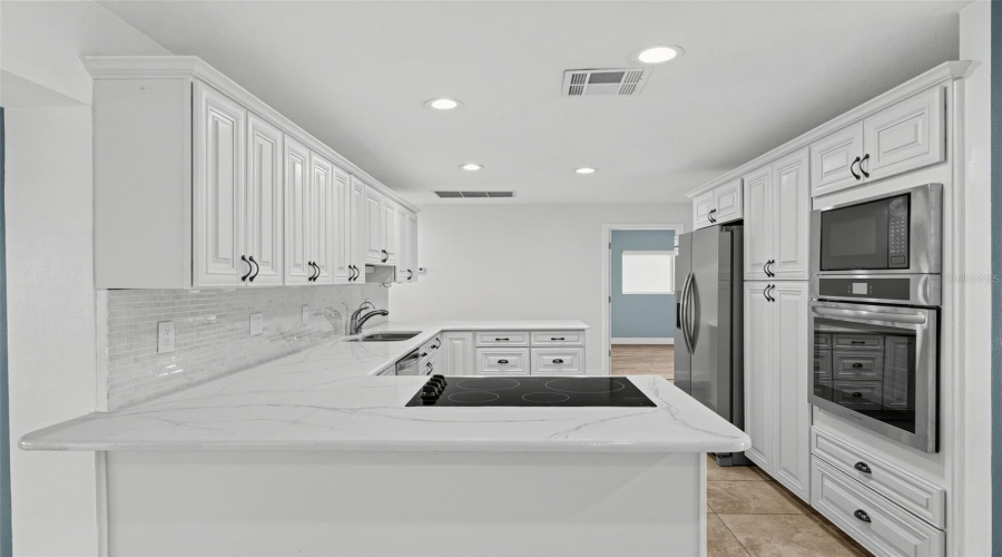Lake Placid, Florida 33852, 3 Bedroom Bedrooms, ,3 Bathroombathrooms,Residential,For Sale,Mandolin,0,Mfro6436482