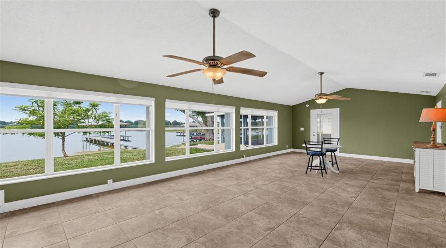 Lake Placid, Florida 33852, 3 Bedroom Bedrooms, ,3 Bathroombathrooms,Residential,For Sale,Mandolin,0,Mfro6436482